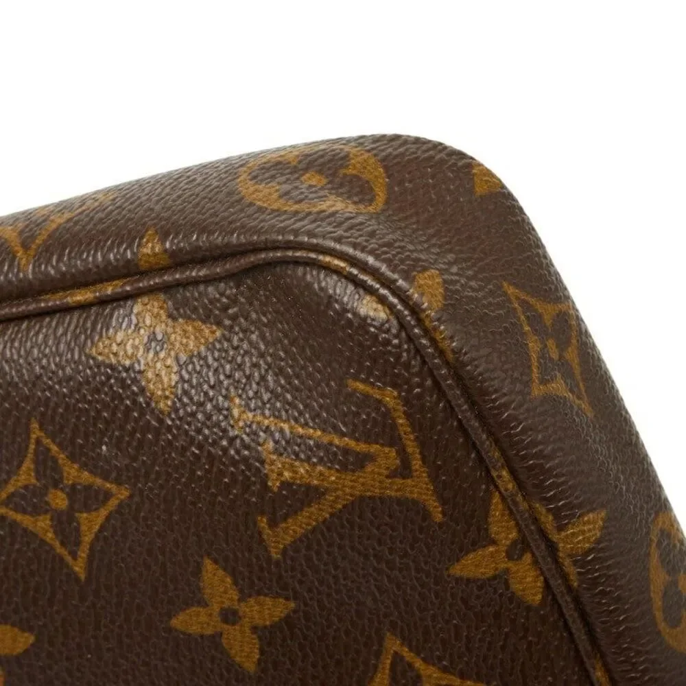Louis Vuitton delivery duty